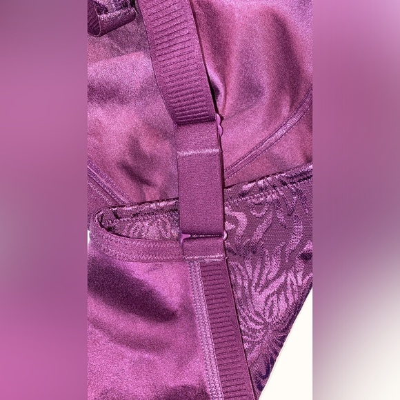 50G Wirefree Lace Purple Bra Mesh Pretty Sturdy 4 Hooks Softly Lined No Padding - Picture 8 of 10